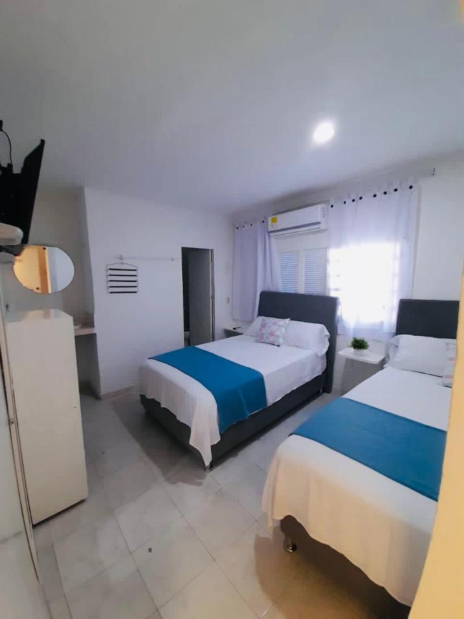 Tita'S Airport Hotel Cartagena Eksteriør billede
