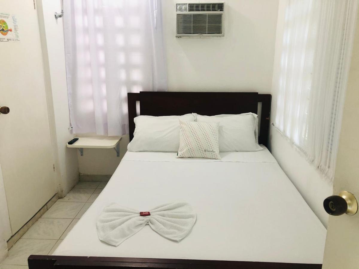 Tita'S Airport Hotel Cartagena Eksteriør billede