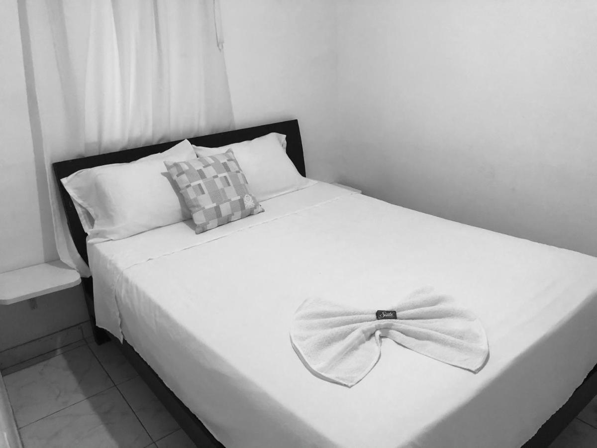 Tita'S Airport Hotel Cartagena Eksteriør billede